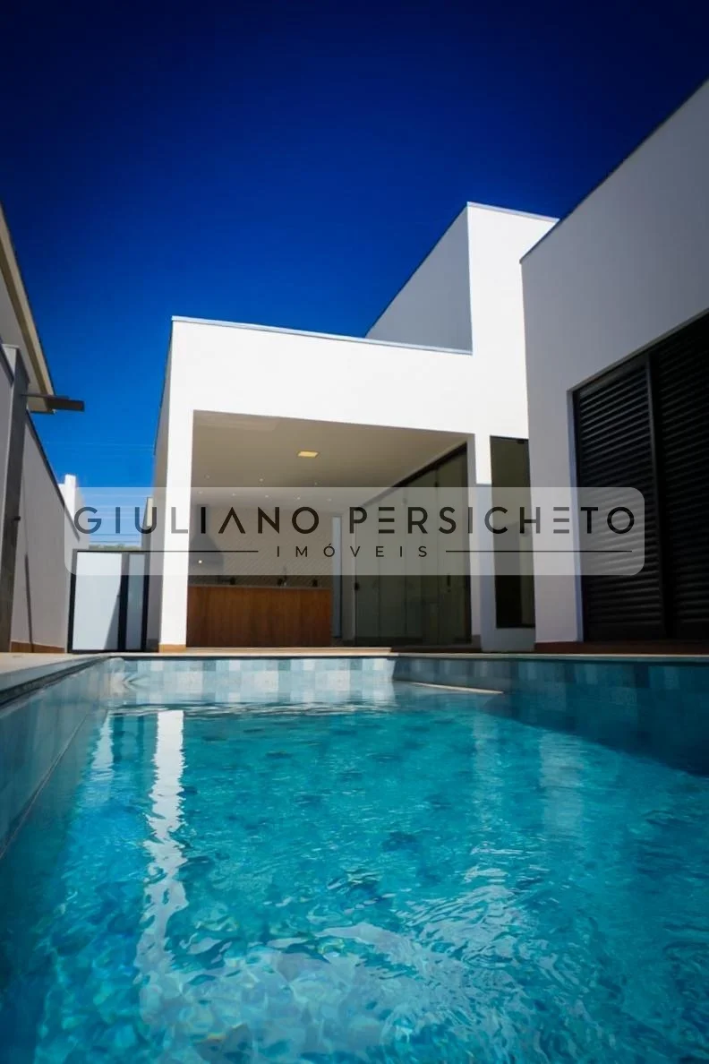 Casa à Venda no Condomínio Primavera - Piratininga