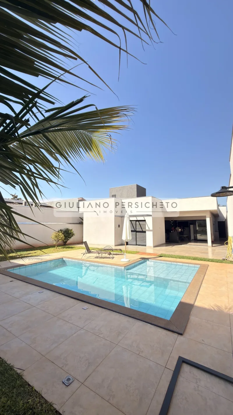 Casa à Venda no Condomínio Primavera - Piratininga